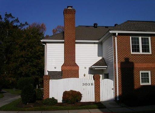 1st image of 303H Amersham Dr