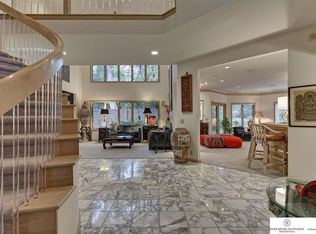 11210 William Plz, Omaha, NE 68144