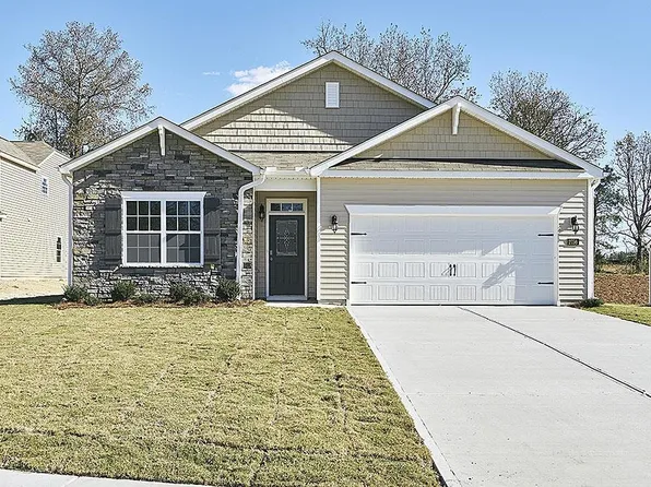 1038 Broadlands Dr, Graham, NC 27253