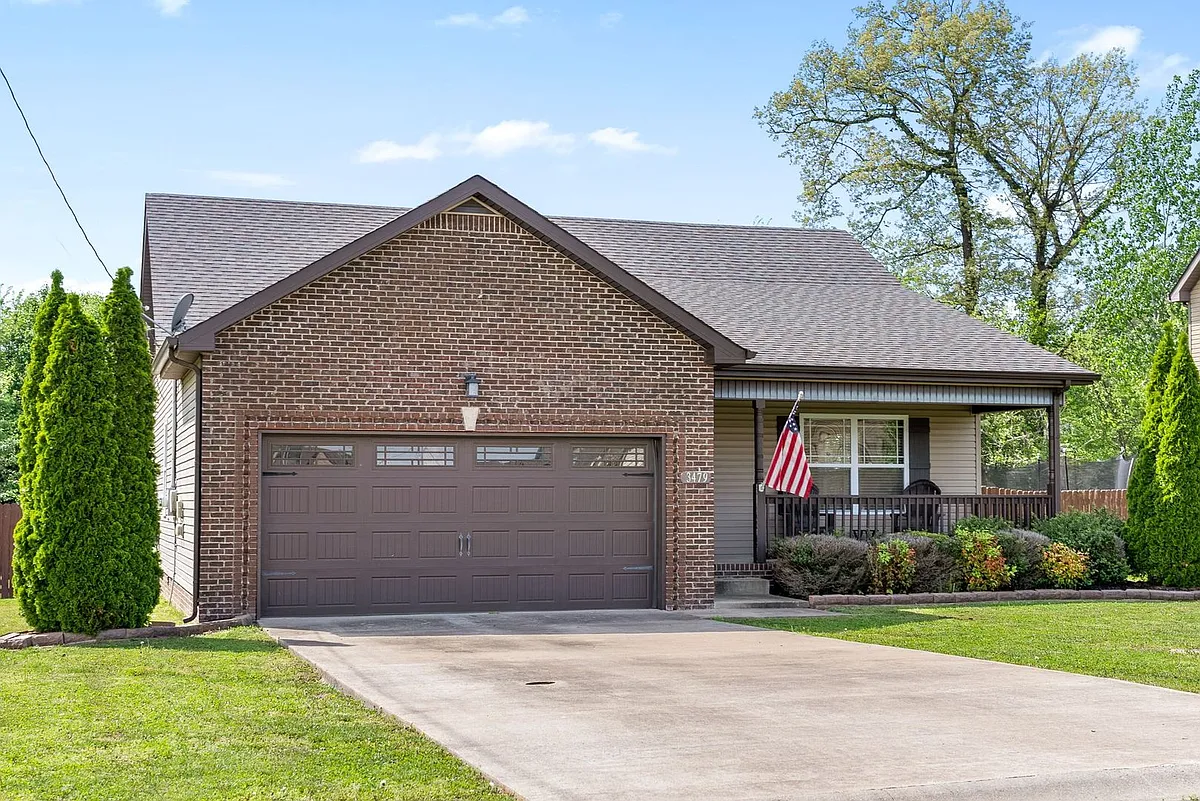 Building Photo - 3479 Bradfield Dr