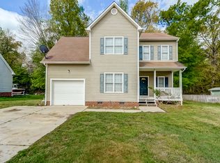 709 Guadeloupe Ct, Holly Springs, NC 27540