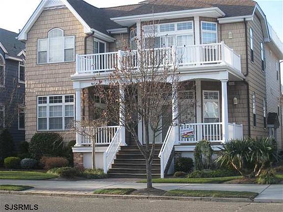 2nd image of 1318 Wesley Ave