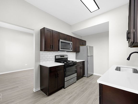 5th image of 5019 S Saint Lawrence Ave #4923