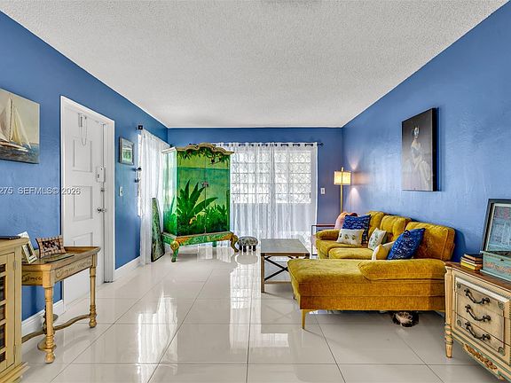 3rd image of 1400 S 19th Ave APT 1