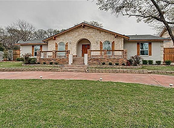 3rd image of 108 W Northgate Dr
