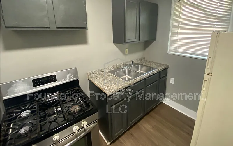 3468 Bowen Ave — Photo 4