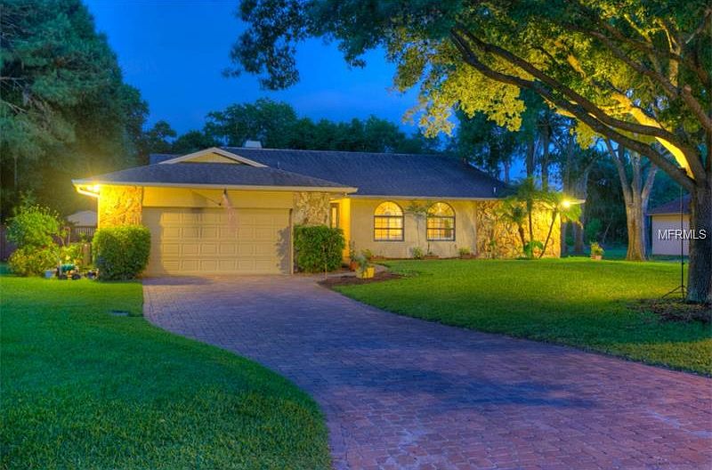 1st image of 1116 Country Close Dr