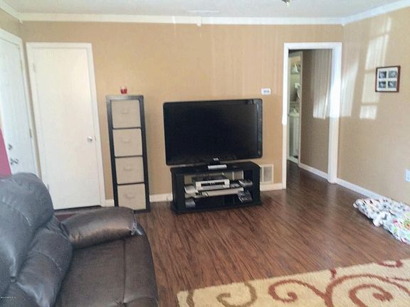5th image of 307 Westover Cir