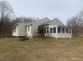 7 File Rd, Wantage, NJ 07461