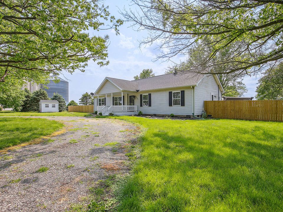 2490 2nd St, Mansfield, IL 61854 MLS 11786836 Zillow