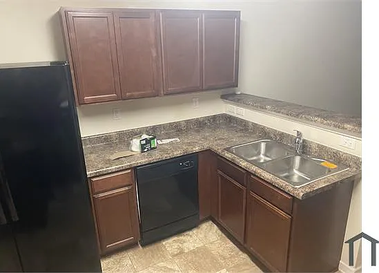 6258 Ellenwood Dr — Photo 5