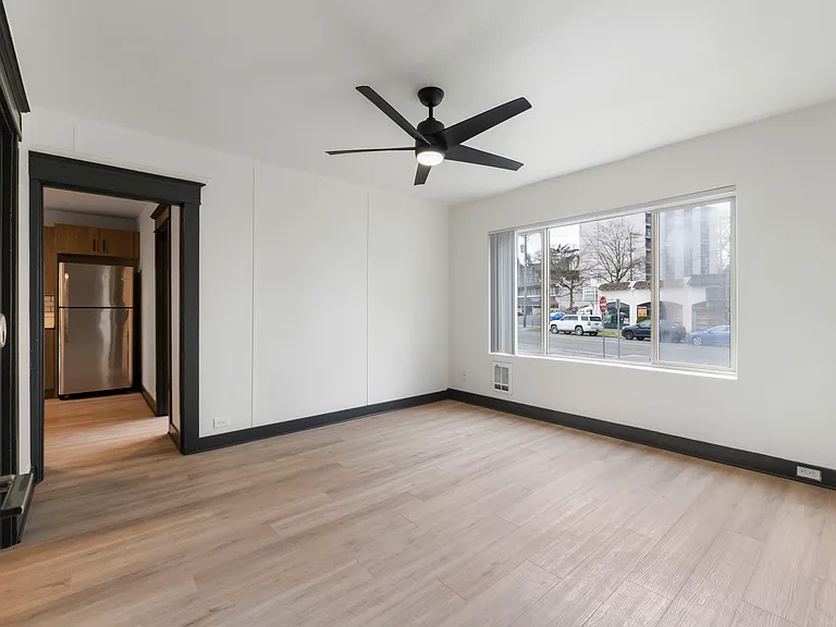 Kensington Apartments — Photo 65