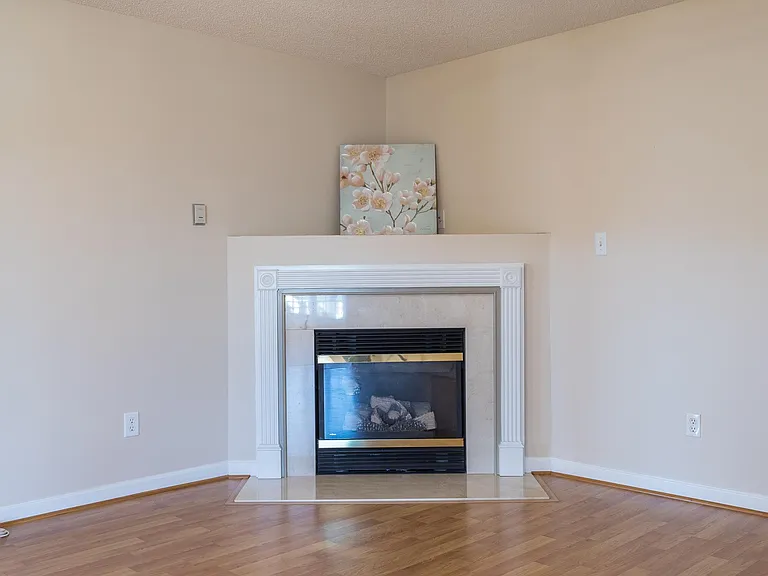 60 Blairwood Dr — Photo 13