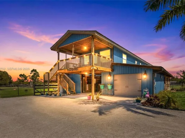 6050 Stringfellow Rd, St James City, FL 33956