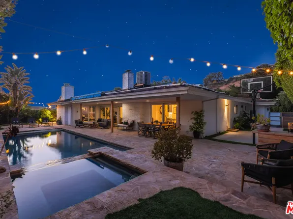 11508 Dona Cecilia Dr, Studio City, CA 91604