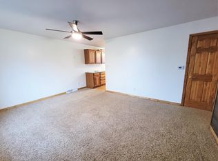 2201 E Black Ave, Springfield, IL 62702