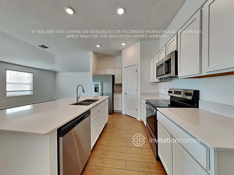 1074 Caitlin Loop — Photo 6