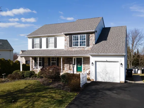 2329 Deer Path Dr, Warrington, PA 18976