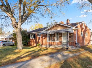 7912 Gary Ave, Westland, MI 48185