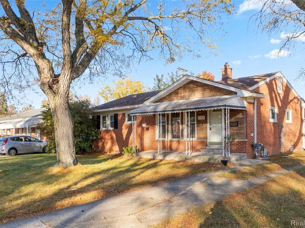 7912 Gary Ave, Westland, MI 48185