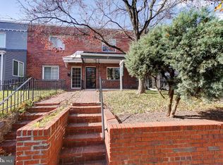 222 33rd St NE, Washington, DC 20019