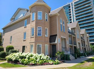 130 Vanderhoof Ave, Toronto, ON M4G 4J8