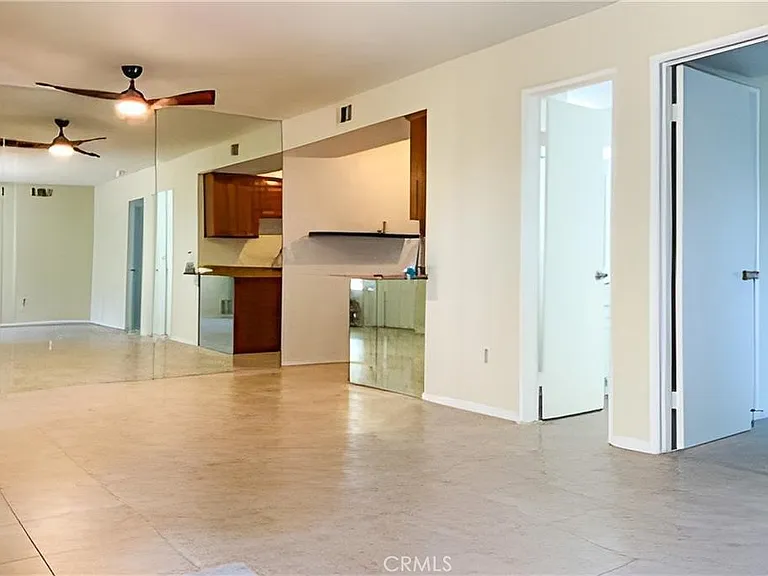 1150 E Amado Rd #8B1 — Photo 2