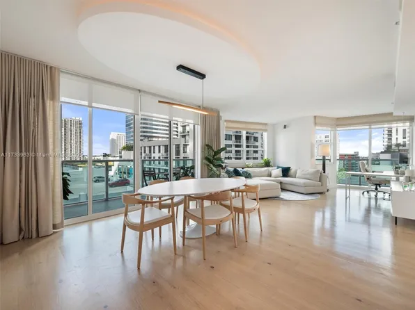 350 SE 2nd St APT 970, Fort Lauderdale, FL 33301