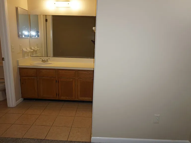 5547 Pinebay Cir N — Photo 10