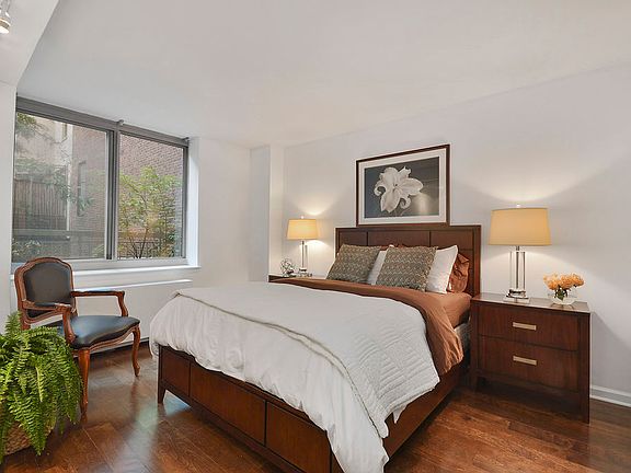 3rd image of 520 W 23rd St APT 2B