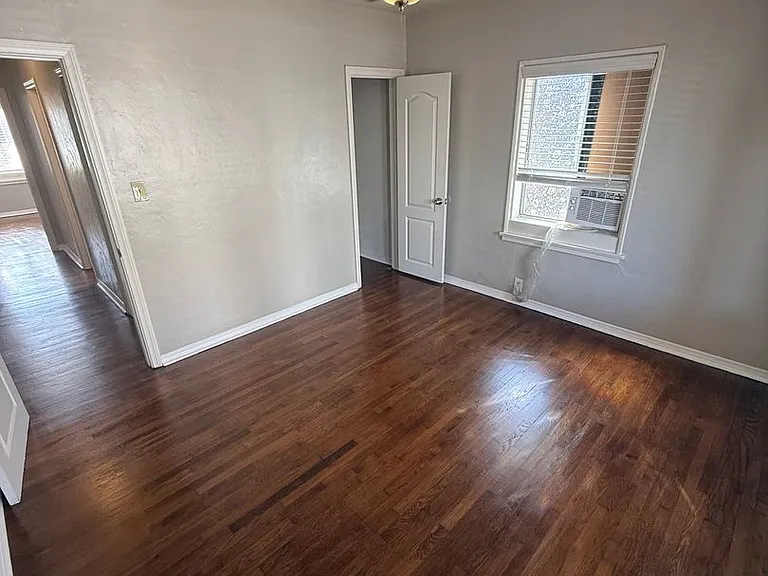 4926 Baltimore Dr — Photo 14