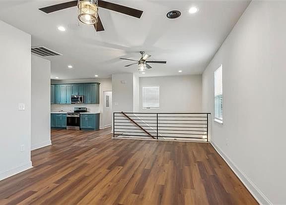 2nd image of 2646 Elder St