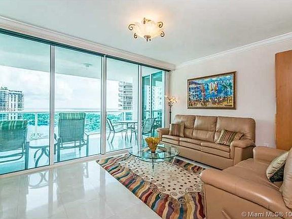3rd image of 19400 Turnberry Way APT 1921