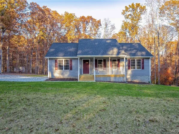 372 Vogel Rd, Cumberland, VA 23040