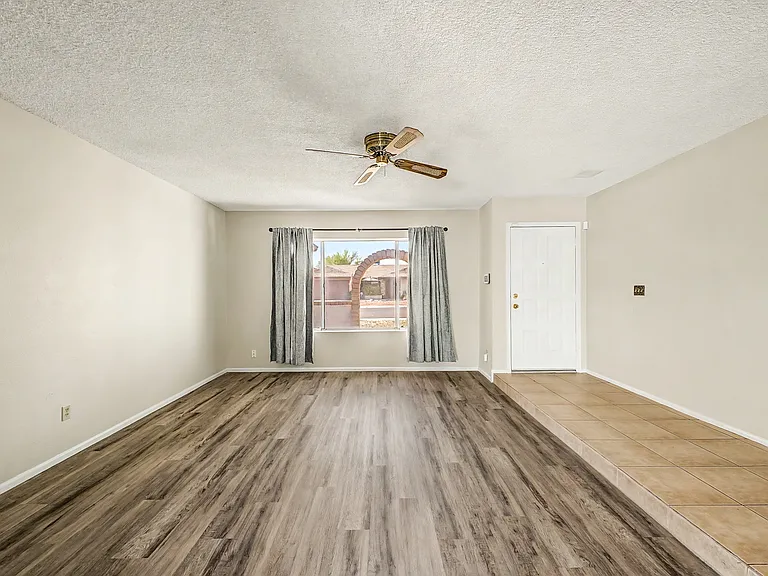 5733 W Mescal St — Photo 17