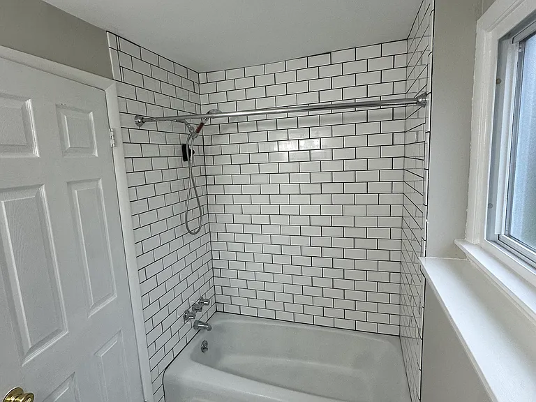 264 Meadowlawn Rd — Photo 18
