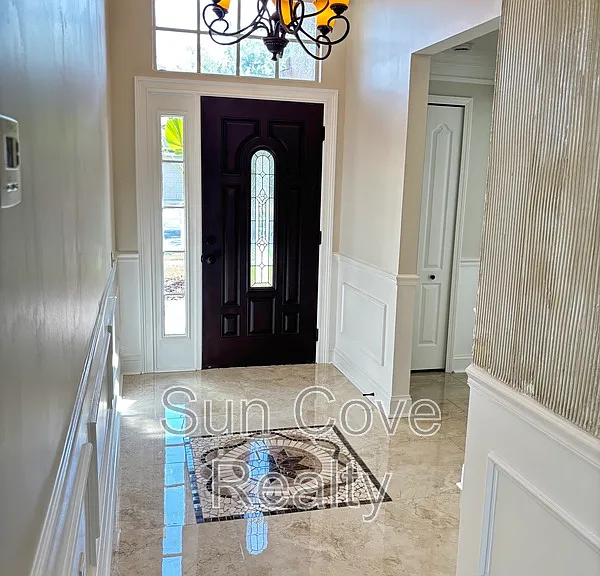 2016 Folkstone Pl — Photo 3