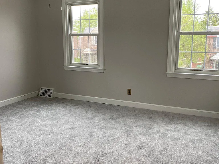 268 Childs Ave — Photo 7