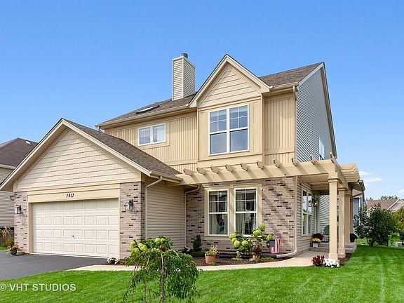 2nd image of 1417 Hearthstone Ln