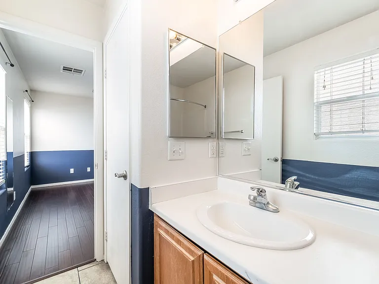 325 Silverado Pines Ave — Photo 12