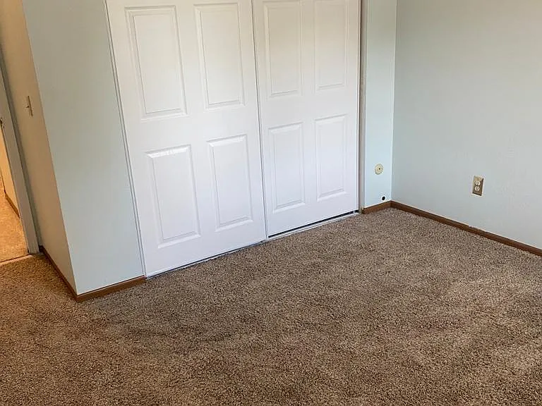 2739 Sweetbriar Ct — Photo 26