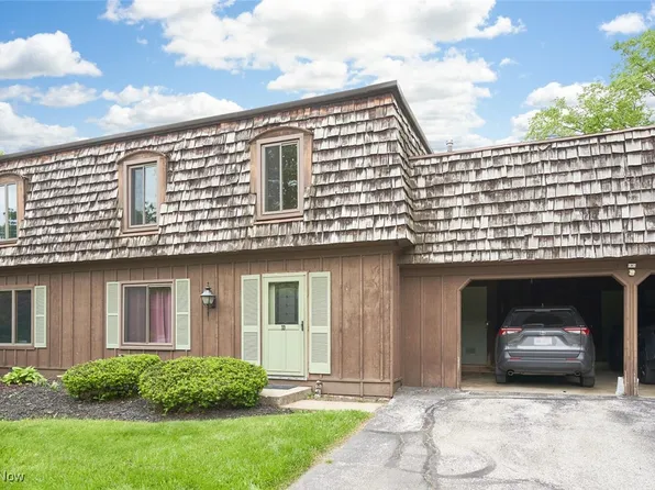 200 Granger Rd Unit 33, Medina, OH 44256