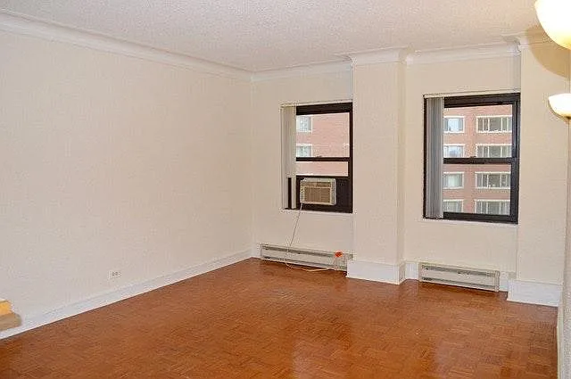 1 bed, 4027 sqft, $1,450 — Photo 2