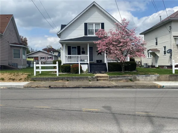 405 E Church Ave, Masontown, PA 15461