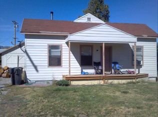 1366 Morris St, Weed, CA 96094