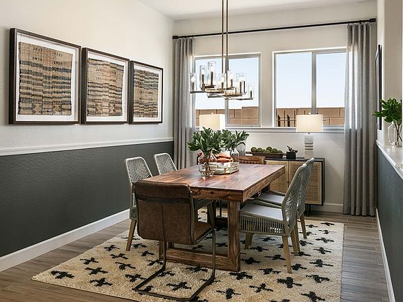The Sandlily - Dining Room