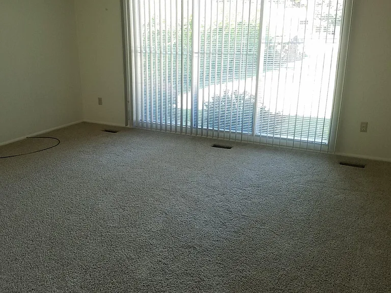 4944 N Decatur Dr — Photo 7