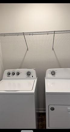 5th image of 852 Grandin St #852