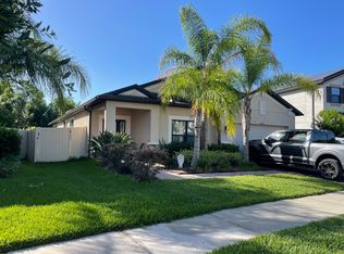 10723 Pleasant Knoll Dr, Tampa, FL 33647
