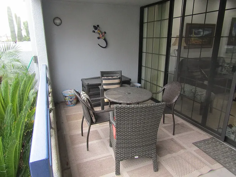 902 W Glendale Ave — Photo 31